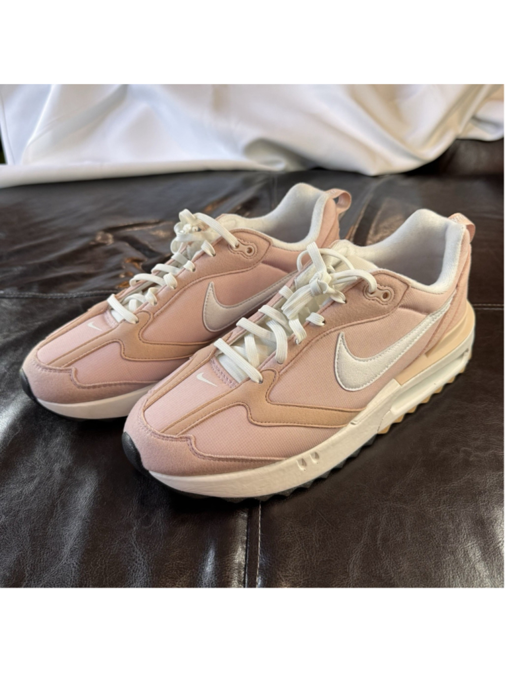 NEW Nike Air Max Sneakers Size:WM 11 (Men 9.5) Dawn Pink Oxford White DC4068 601